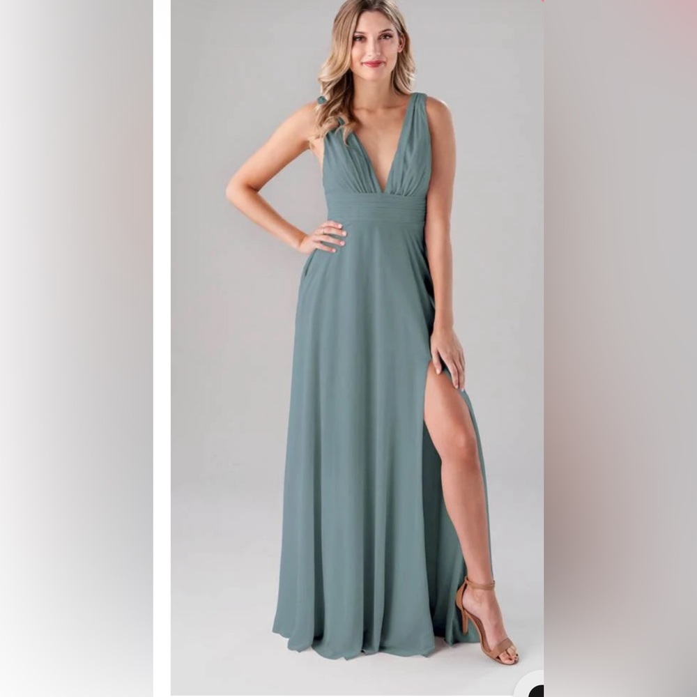 Kennedy Blue V-Neck Dress Size 16 NEW in Deep Sea